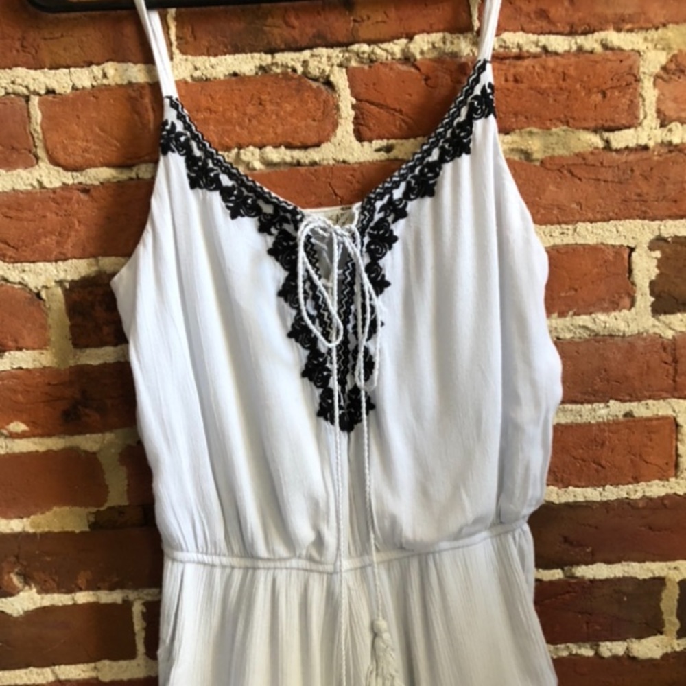 Super cute embroidered romper WITH POCKETS